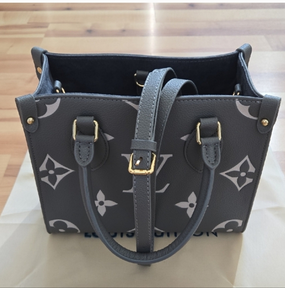 Gray Crossbody Bag - Picture 5 of 8